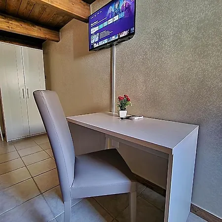 לינה וארוחת בוקר Duca Orsini גרבינה אין פוליה